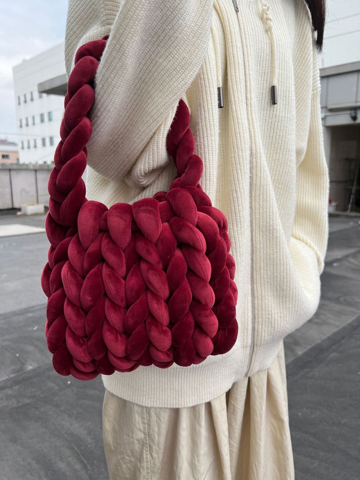 DIY hand woven crystal velvet core spun yarn woven hand-held mailman bag eprolo