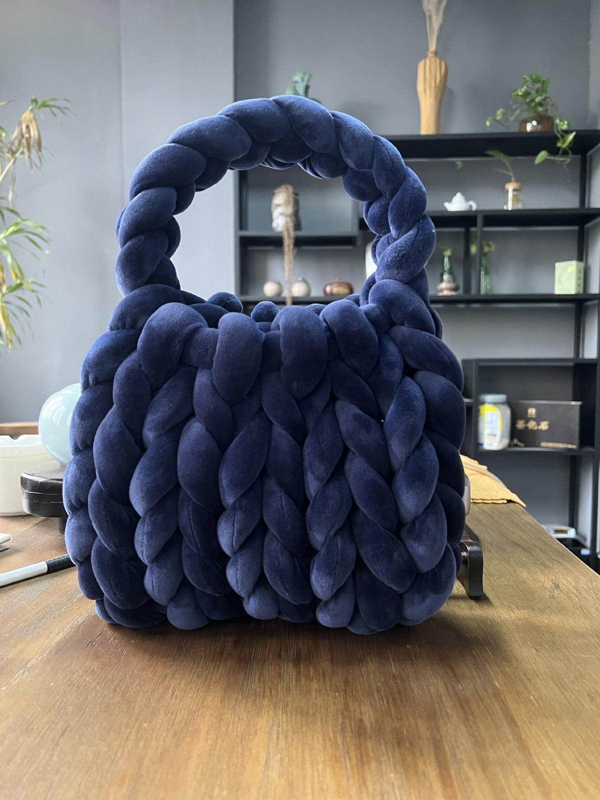 DIY hand woven crystal velvet core spun yarn woven hand-held mailman bag eprolo