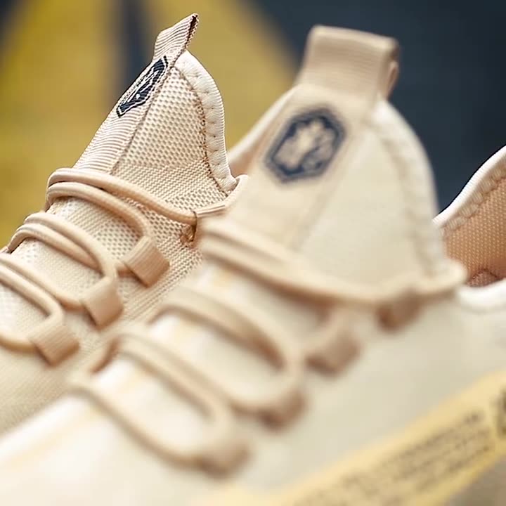 Men's Lightweight Breathable Mesh Sneakers