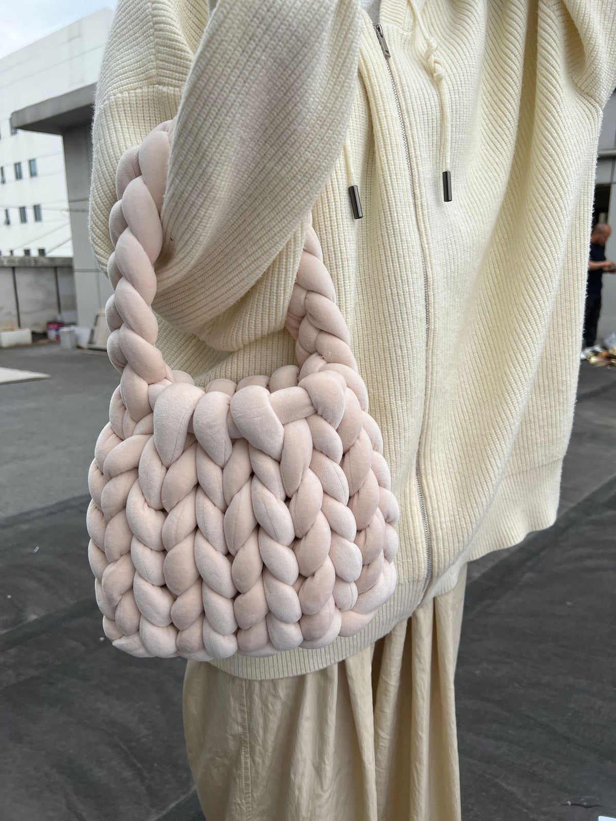 DIY hand woven crystal velvet core spun yarn woven hand-held mailman bag eprolo