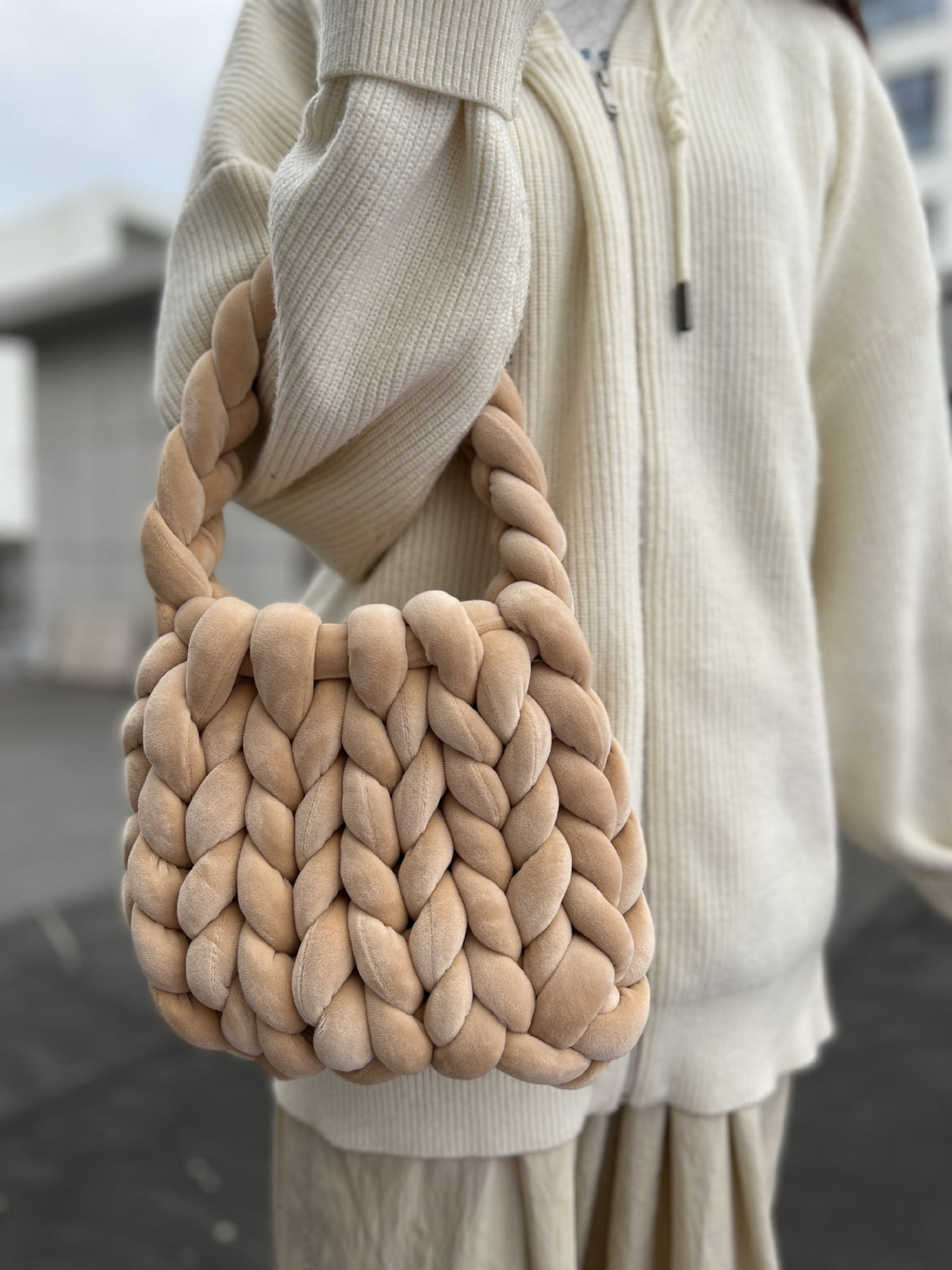 DIY hand woven crystal velvet core spun yarn woven hand-held mailman bag eprolo