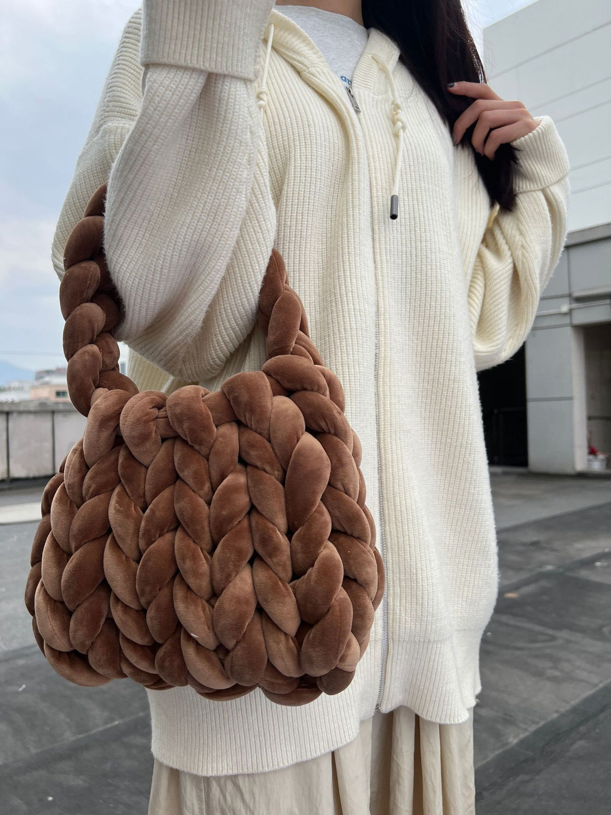 DIY hand woven crystal velvet core spun yarn woven hand-held mailman bag eprolo