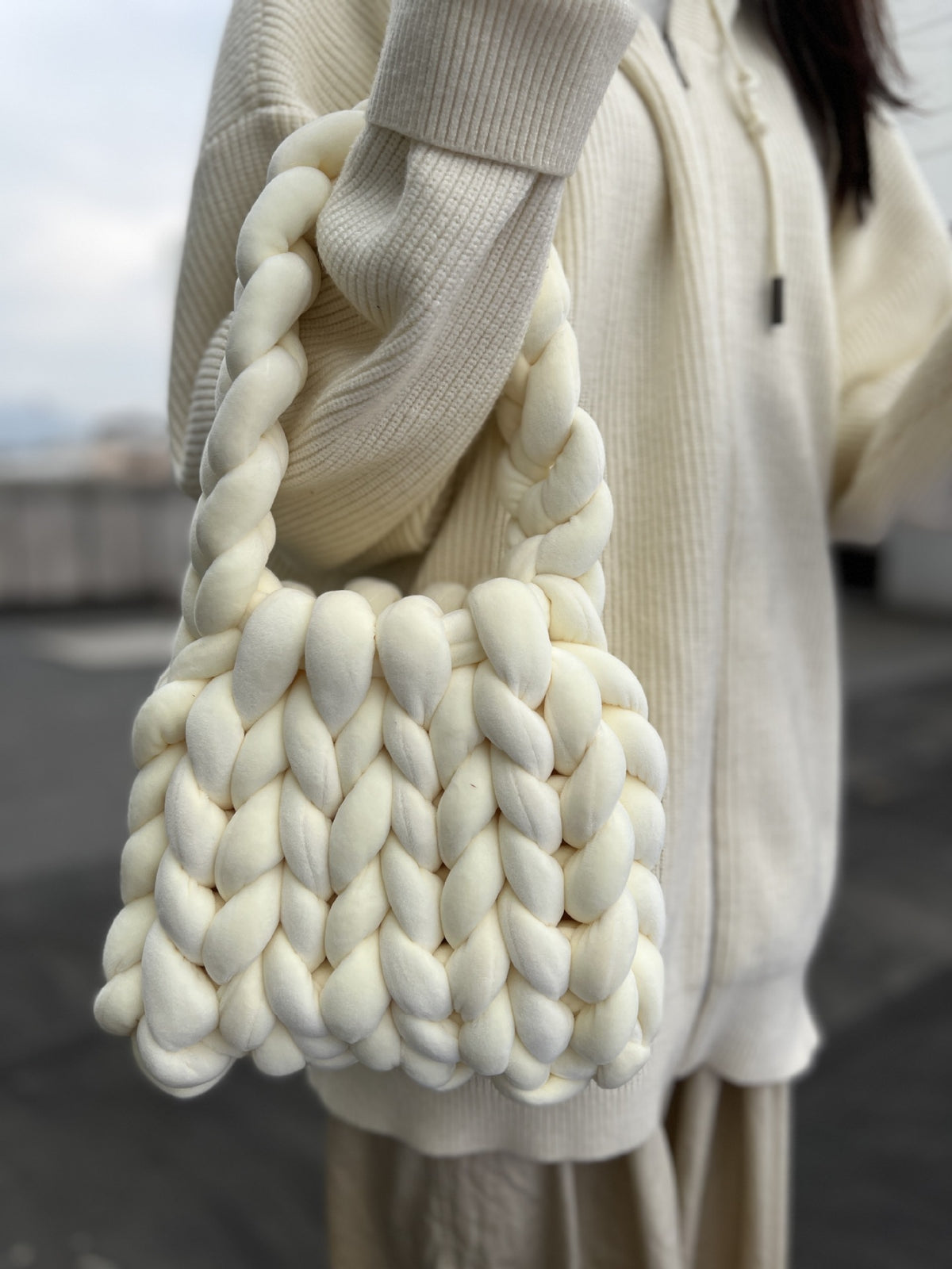 DIY hand woven crystal velvet core spun yarn woven hand-held mailman bag eprolo